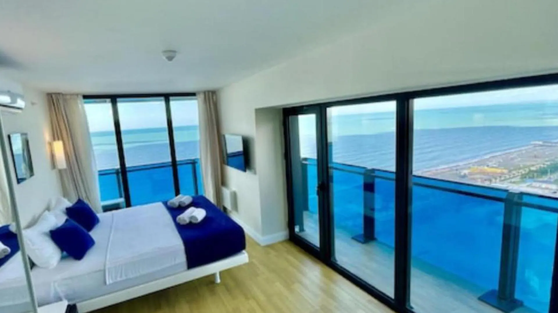 Orbi City - The Central Apartments 바투미